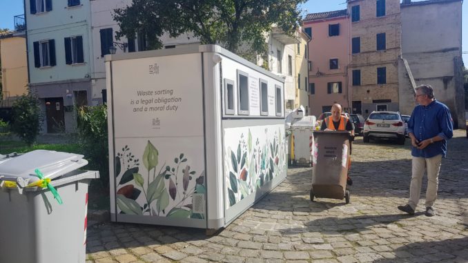 L'isola ecologica di piazzale Sansovino