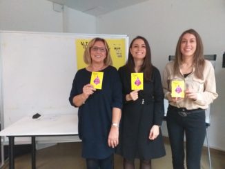 Conf Stampa Regione – mostra Alza il triangolo al cielo. Da sinistra Paola Sabbatini, Manuela Bora e Selena Morici